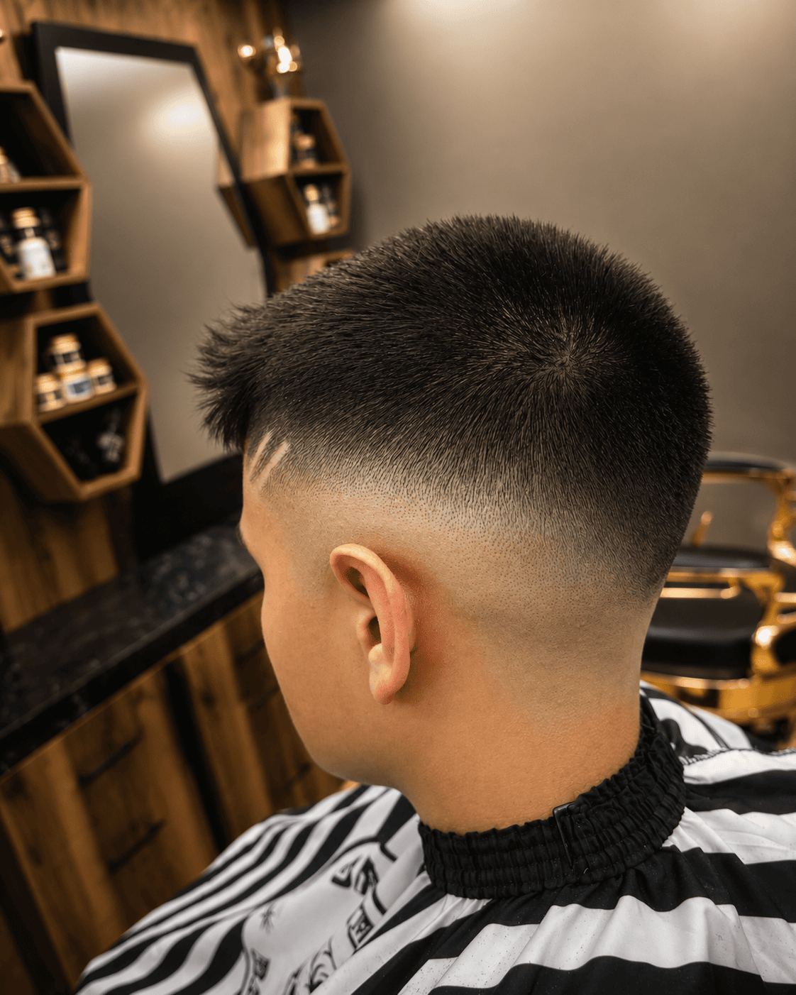 Skin fade herreklip hos Frisør Elite Billund